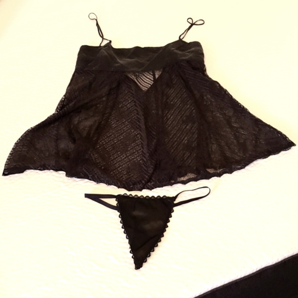 Victorias Secret Black Lace Chemise and G-string